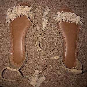(SOLD) Nude lace-up sandals